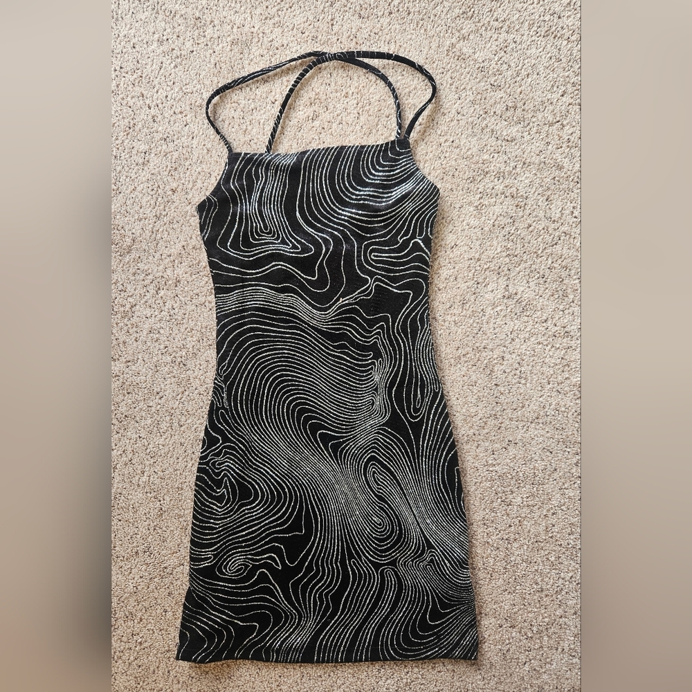 Black Patterned Bodycon Dress with Silver Line Detail XS